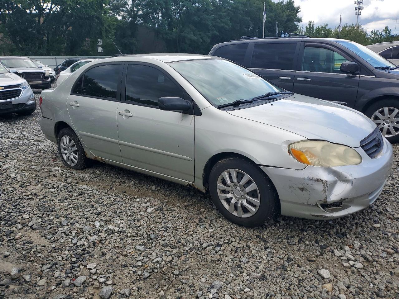 2003 Toyota Corolla Le - Image 4