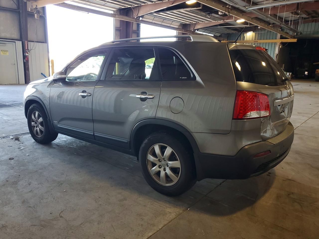 2013 Kia Sorento Lx - Фото 2