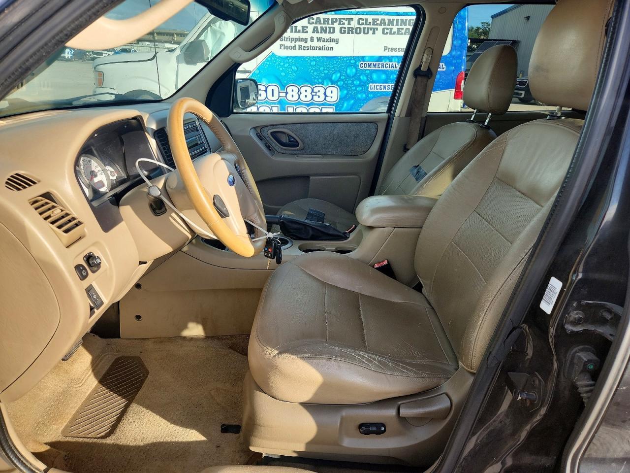 2007 Ford Escape Limited - Image 7