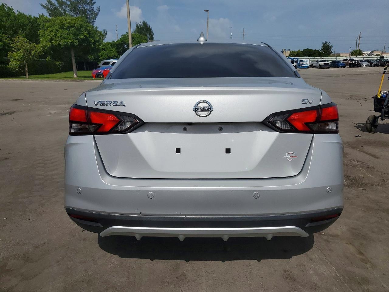 2020 Nissan Versa Sv - Фото 6