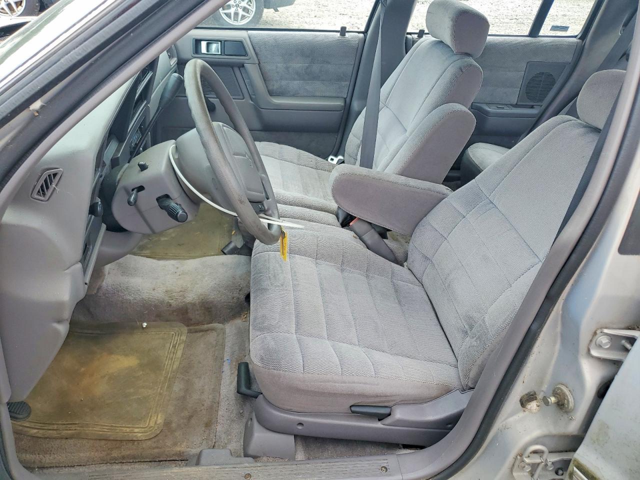 1994 Plymouth Acclaim - Image 7