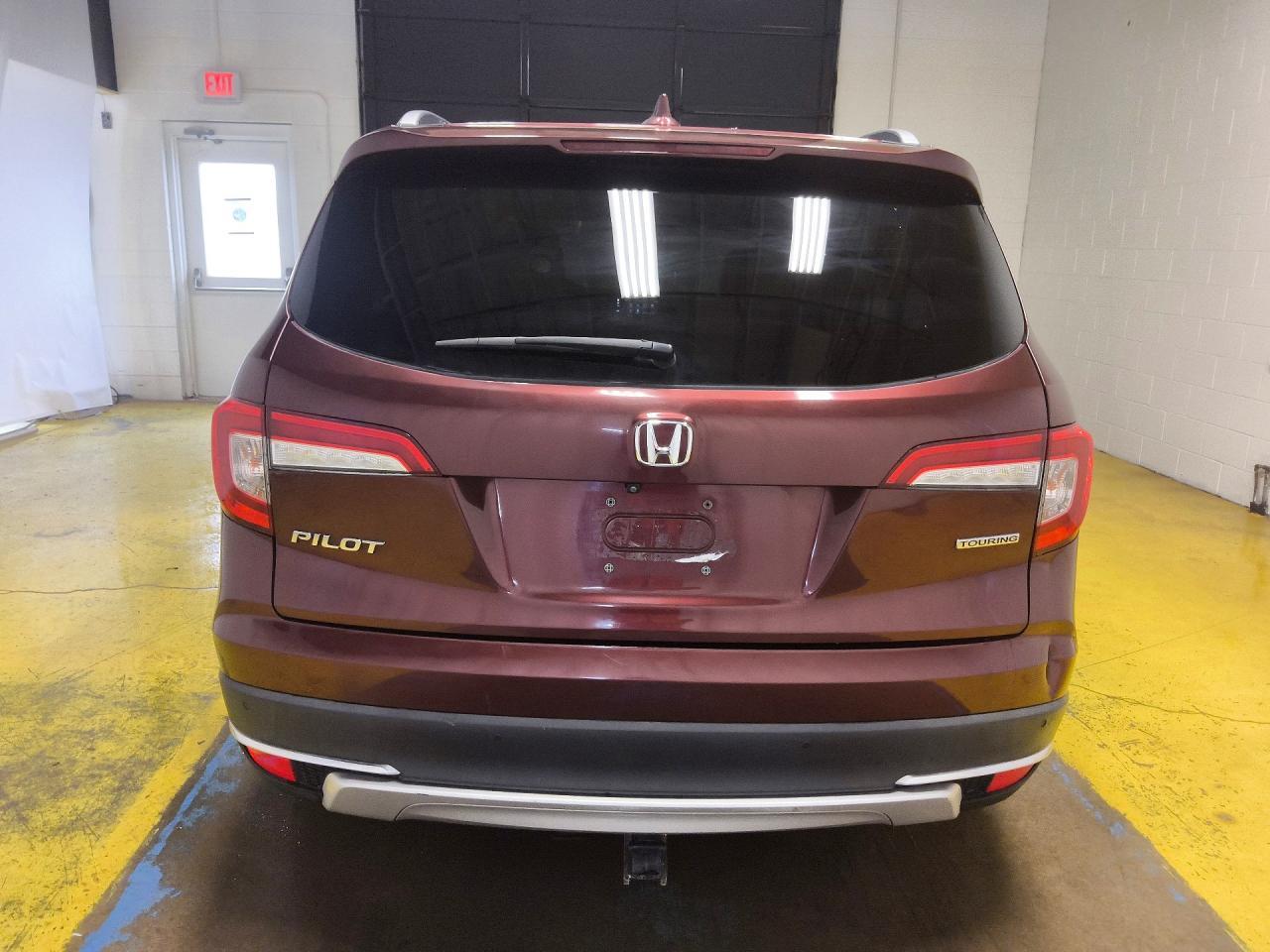 2019 Honda Pilot Touring - Image 6
