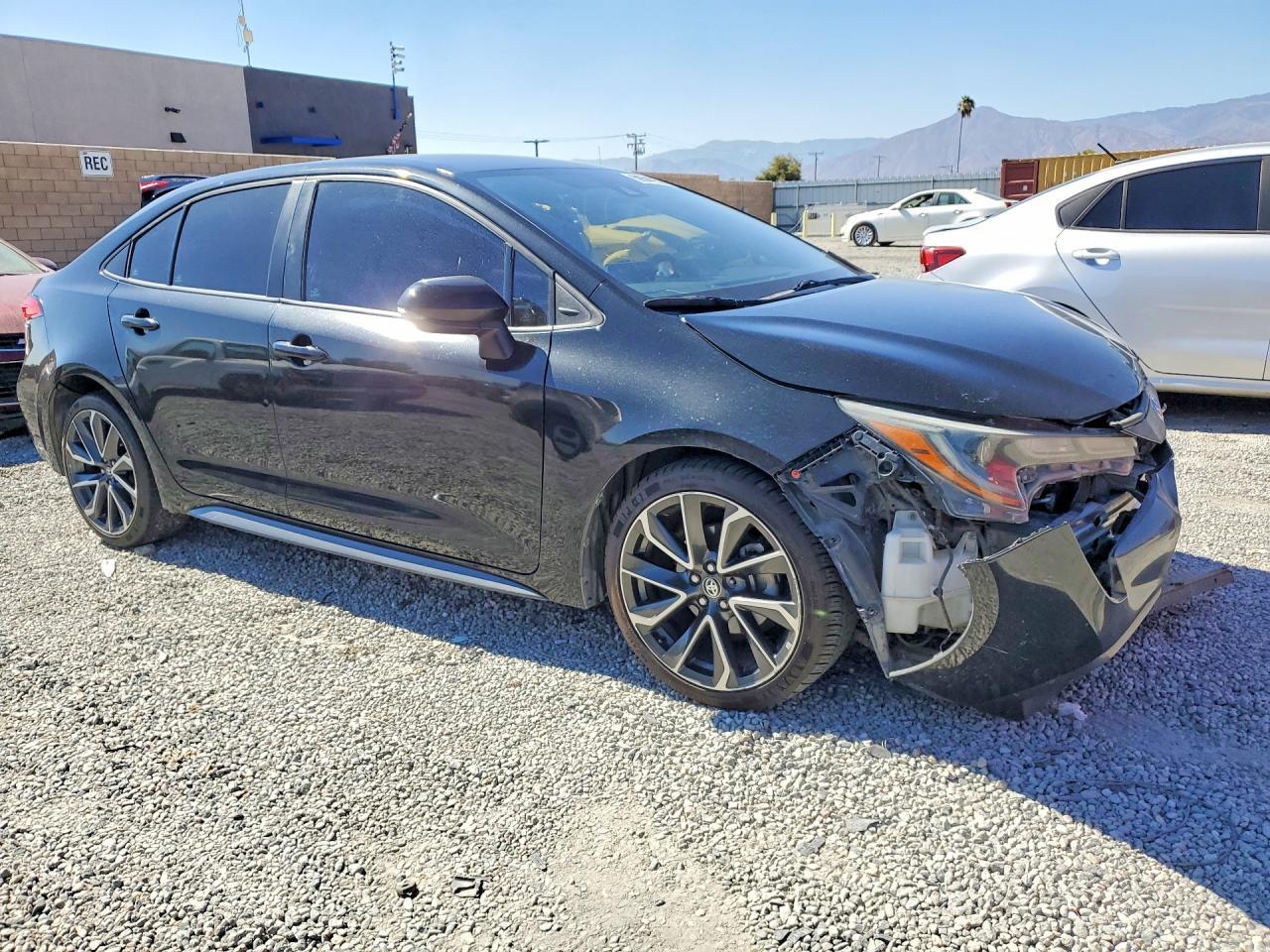 2020 Toyota Corolla Se - Фото 4