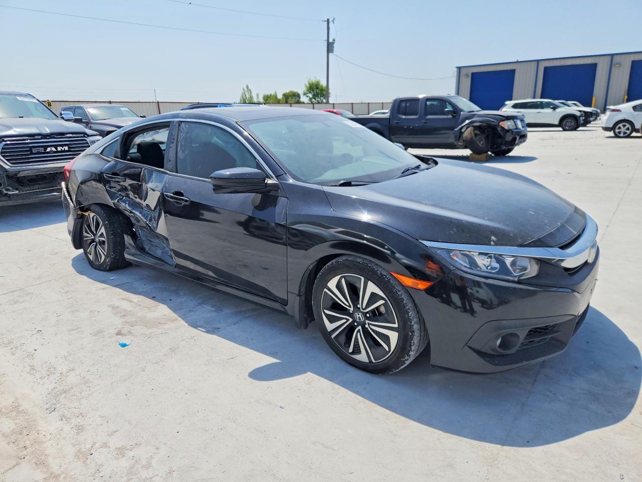 2018 Honda Civic Ex - Image 4