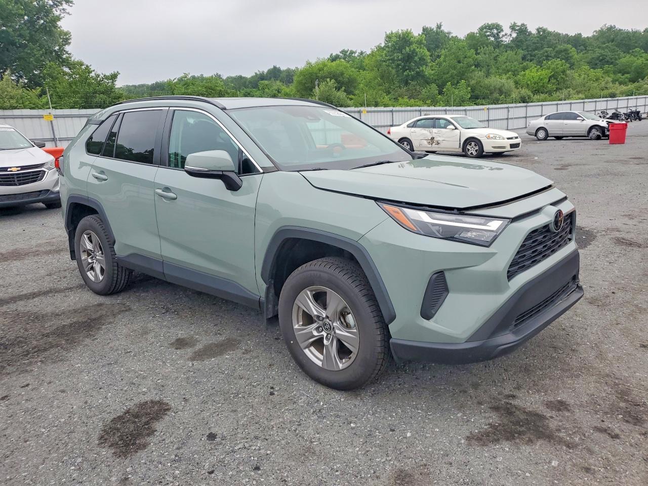 2022 Toyota Rav4 Xle - Image 4