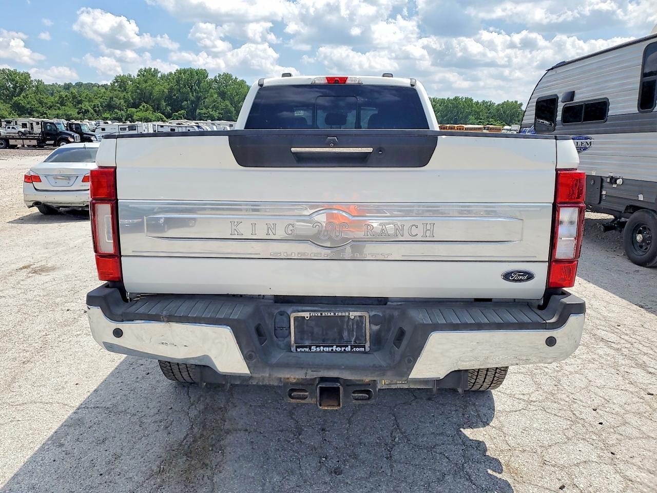 2021 Ford F350 Super Duty - Фото 6