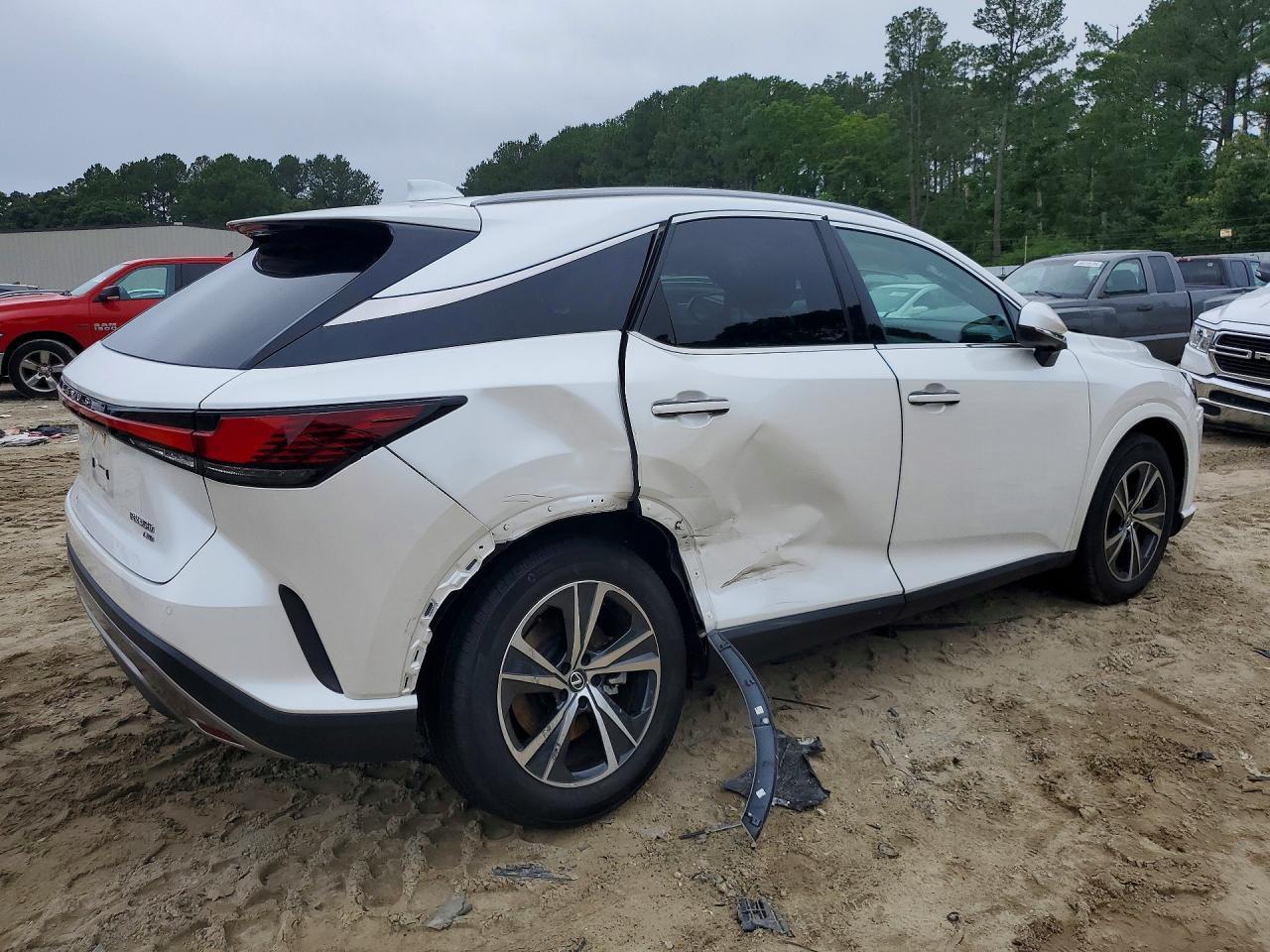 2024 Lexus Rx 350 Premium - Image 3