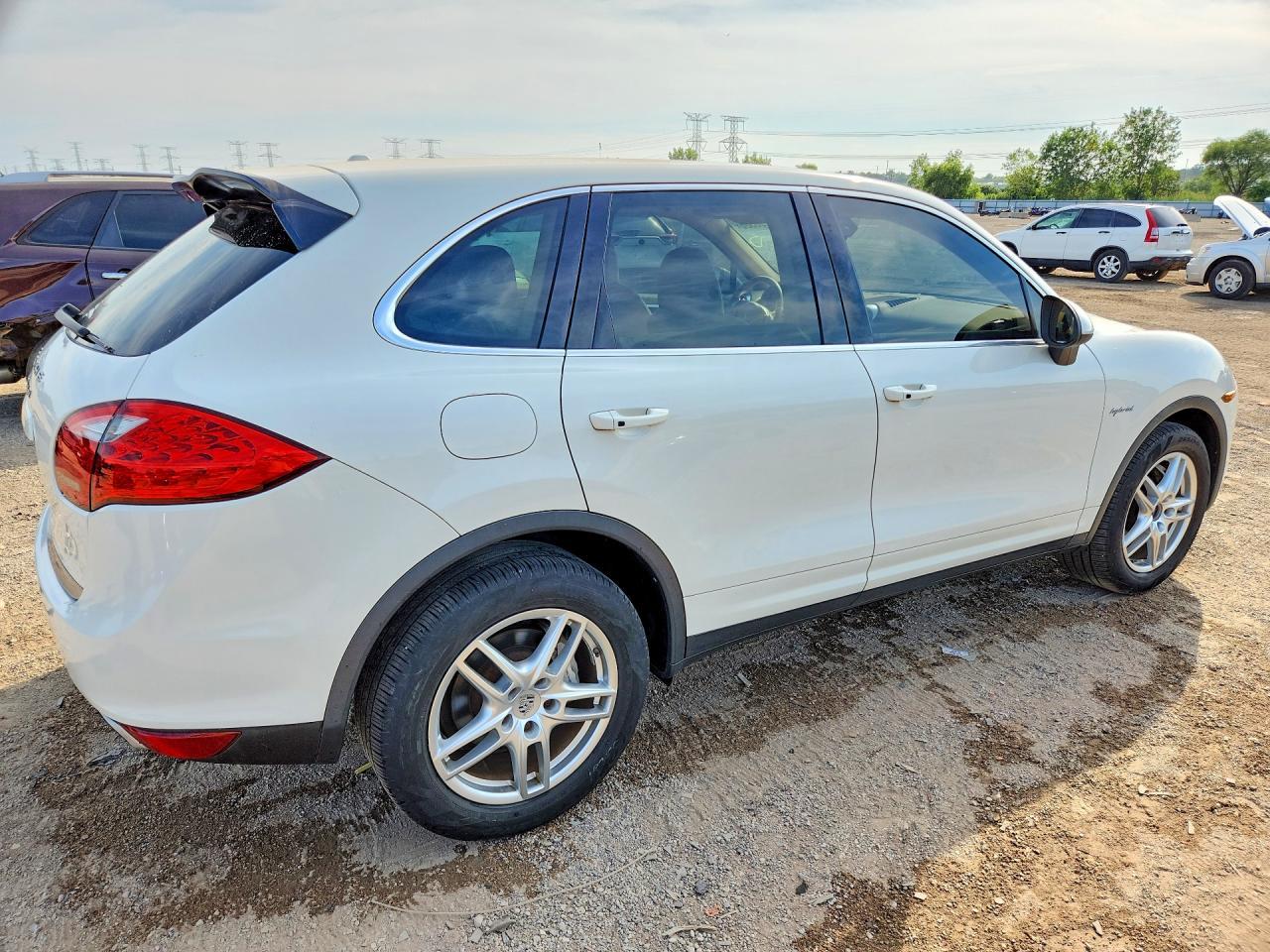 2012 Porsche Cayenne S Hybrid - Фото 3