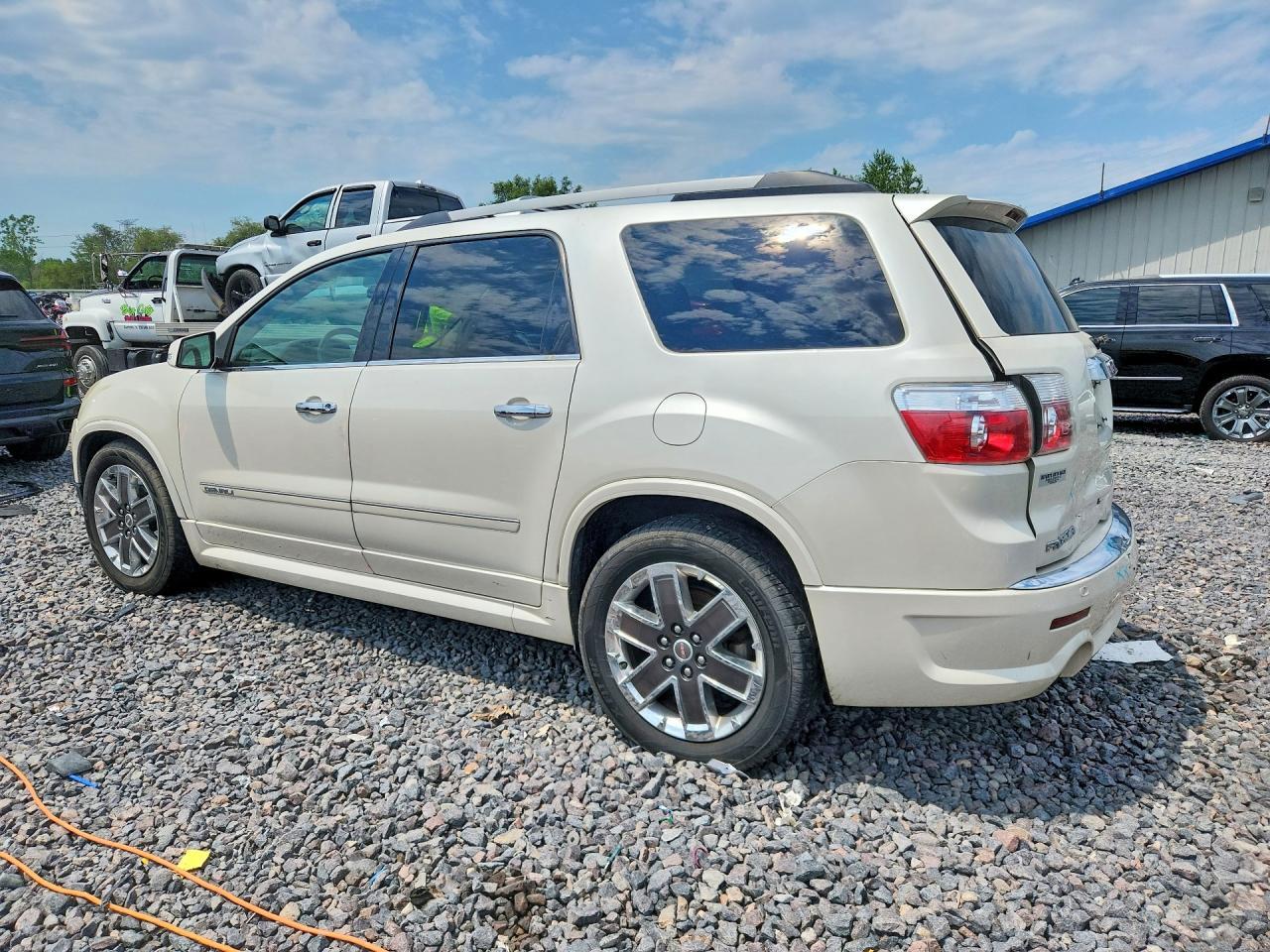 2011 GMC Acadia Denali - Image 2