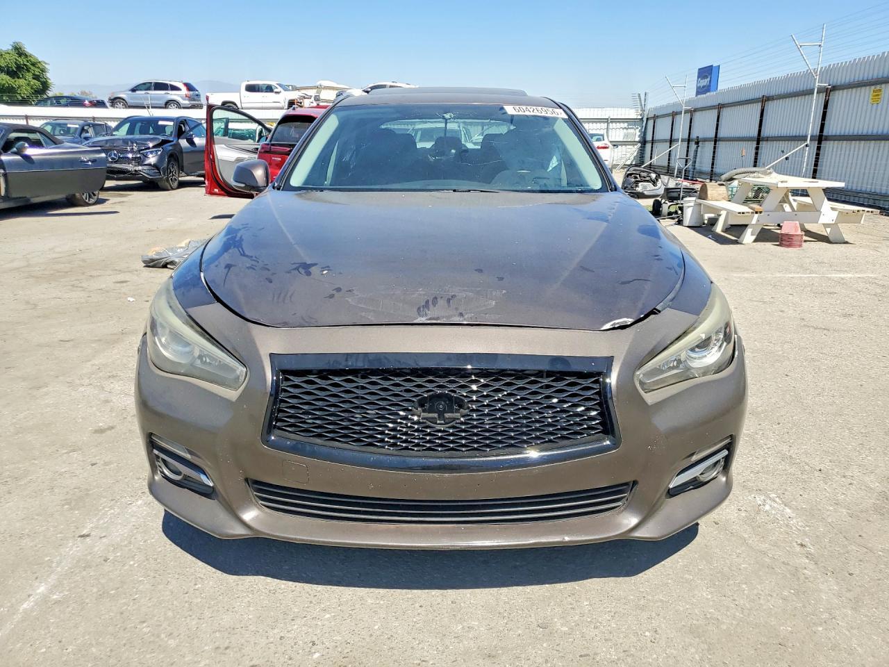 2016 Infiniti Q50 3.0T Premium - Фото 5