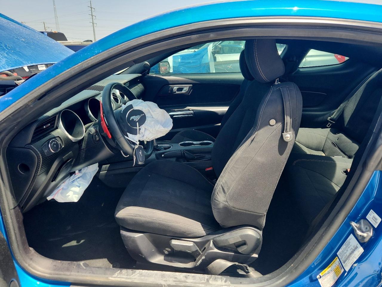 2019 Ford Mustang - Image 7