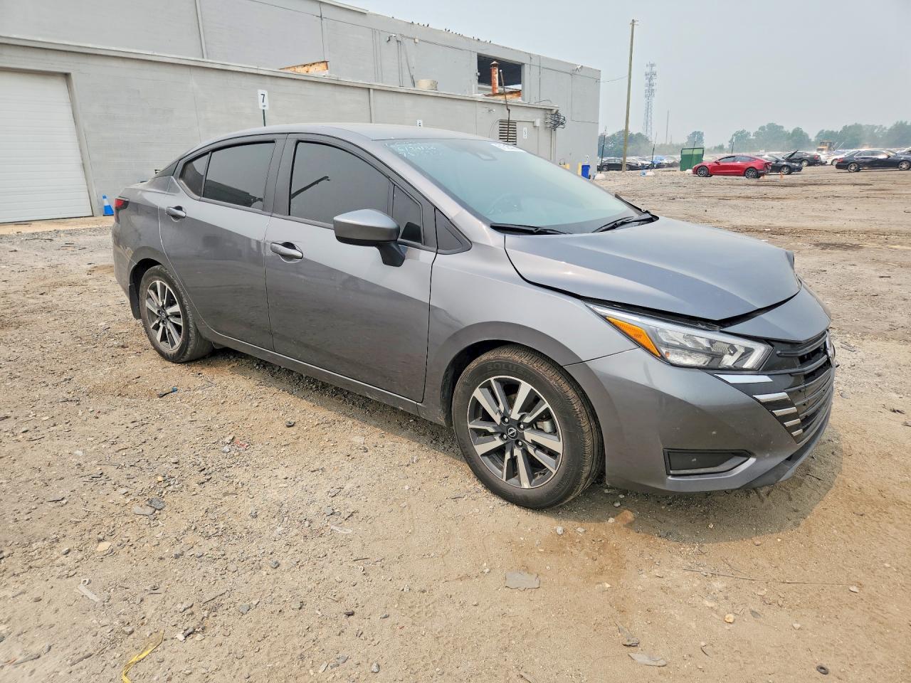 2025 Nissan Versa Sv - Фото 4