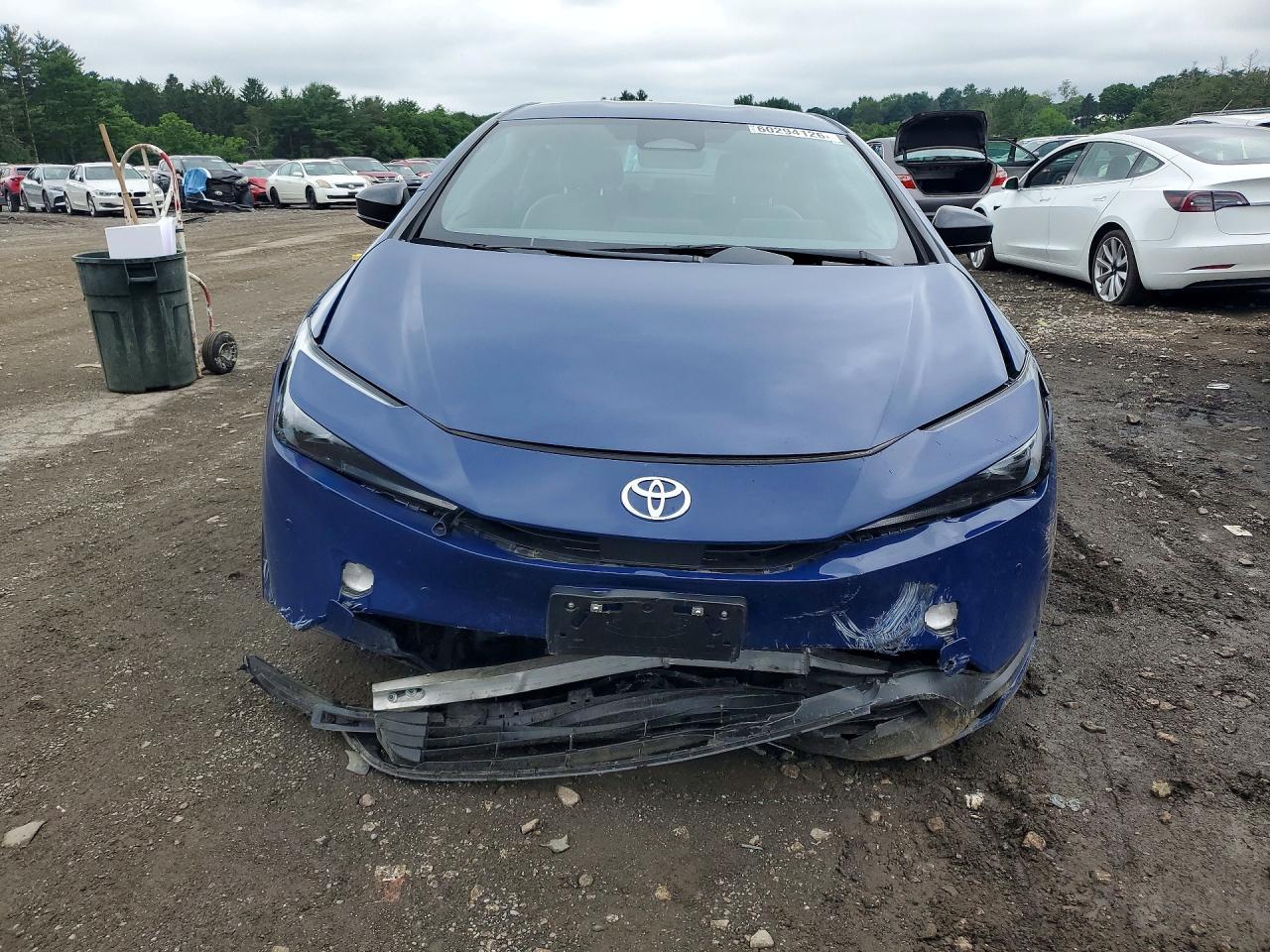 2025 Toyota Prius Le - Фото 5