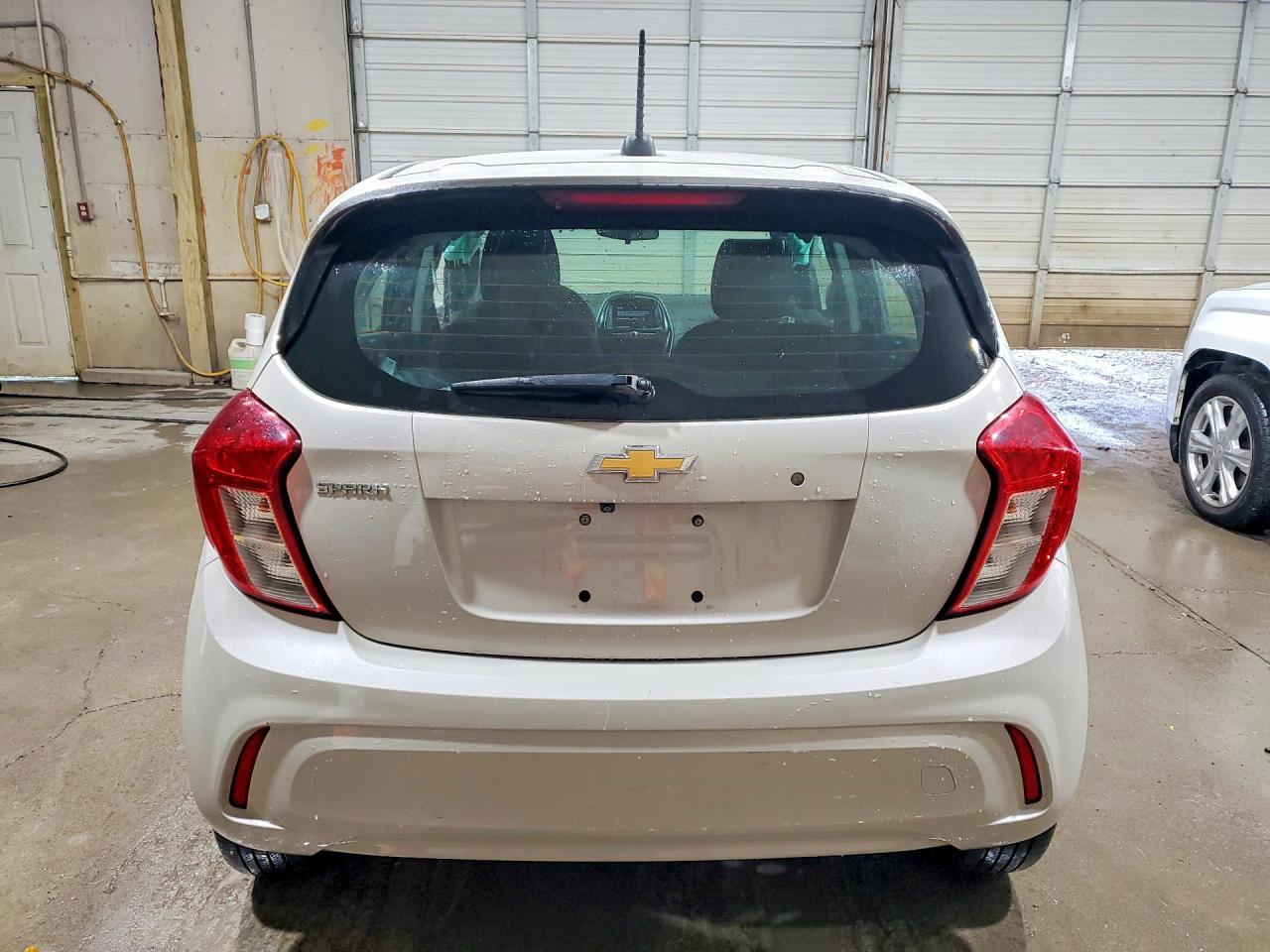 2020 Chevrolet Spark Ls - Фото 6