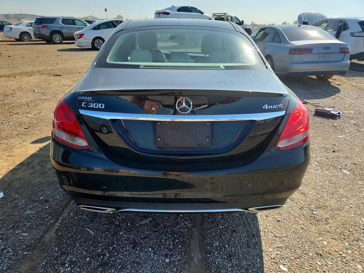 2016 Mercedes-Benz C 300 4Matic - Image 6