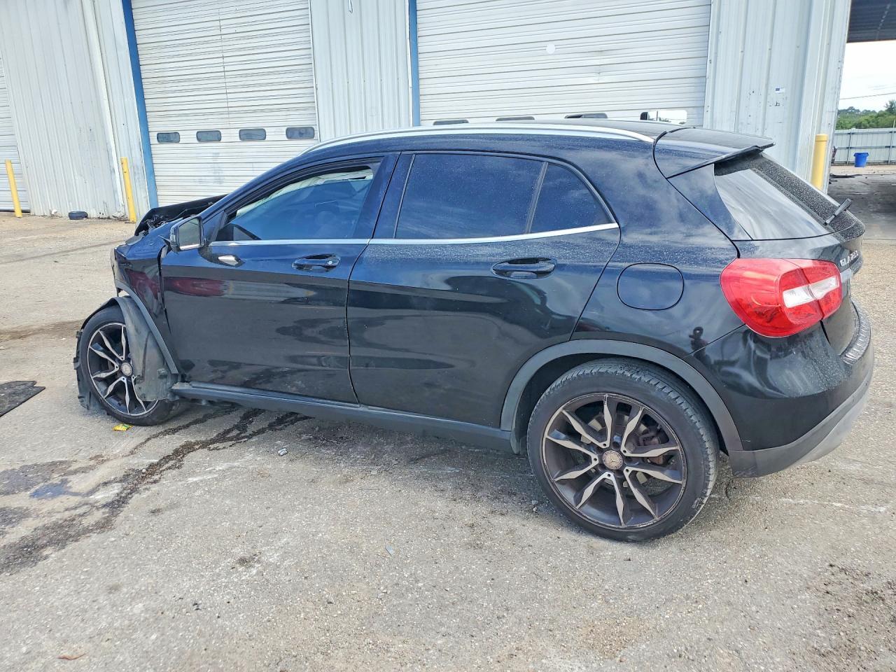 2017 Mercedes-Benz Gla 250 - Фото 2