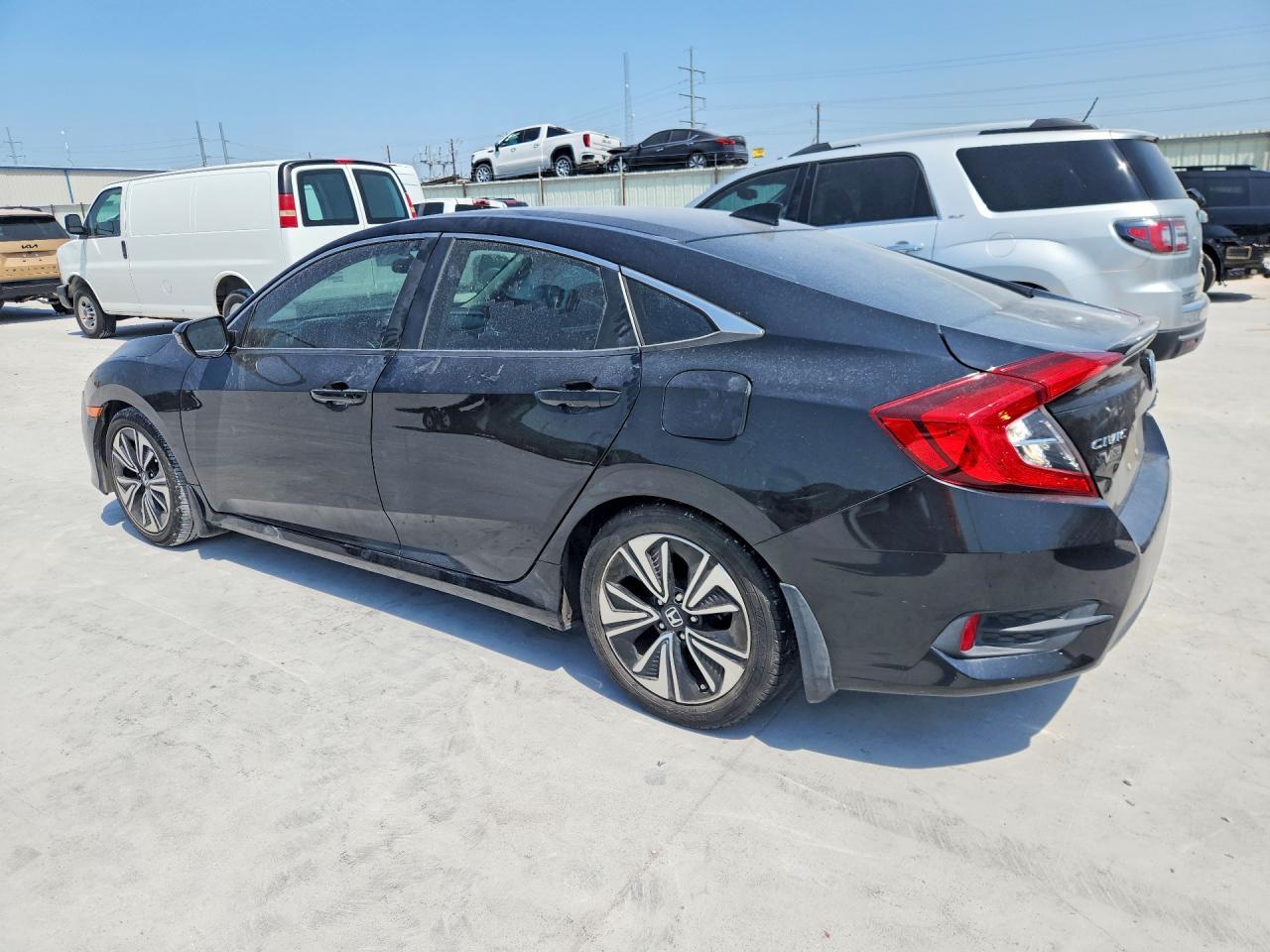 2018 Honda Civic Ex - Image 2
