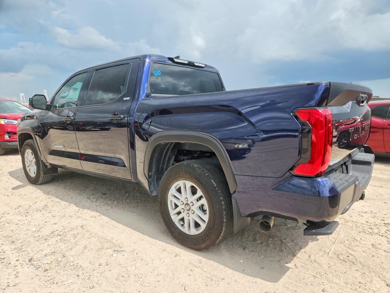 2025 Toyota Tundra Sr5 - Фото 2