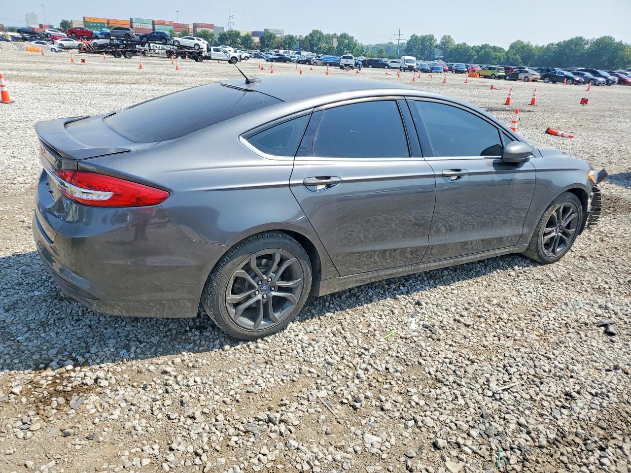 2018 Ford Fusion Se - Image 3