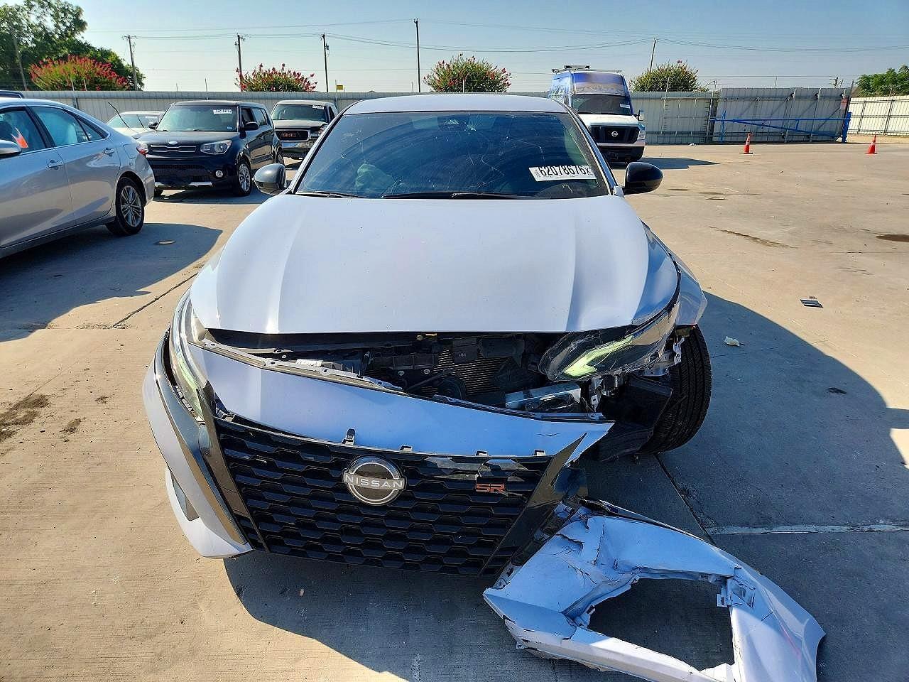 2023 Nissan Altima Sr - Фото 5