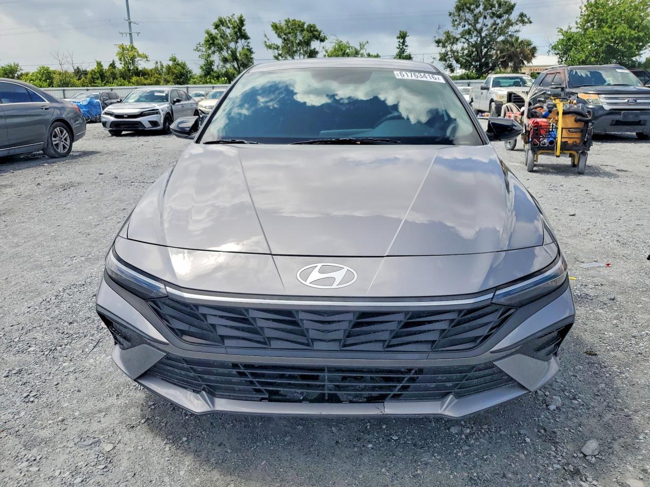 2025 Hyundai Elantra Hybrid Sel Sport - Фото 5