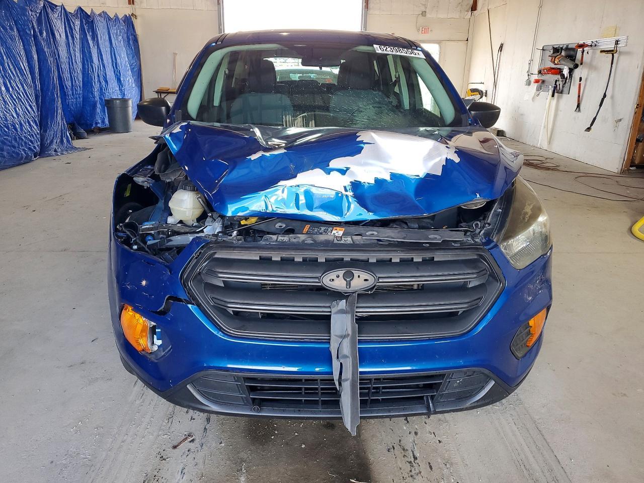 2019 Ford Escape S - Фото 5