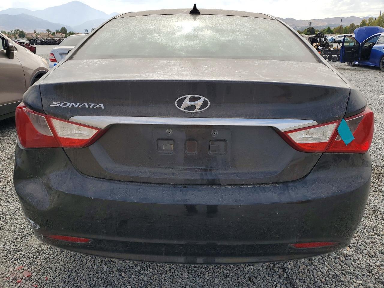 2013 Hyundai Sonata Gls - Image 6