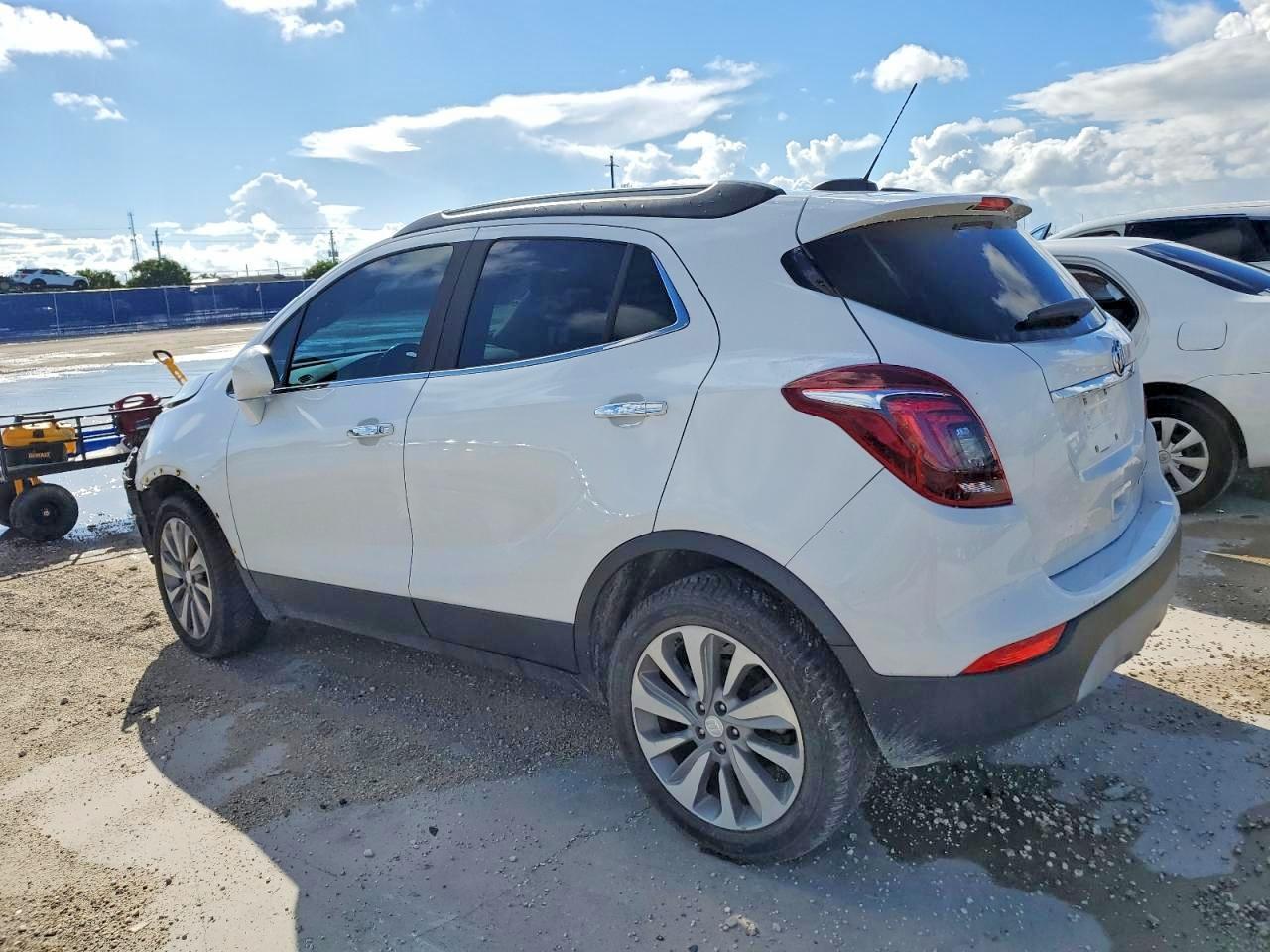2020 Buick Encore Preferred - Image 2