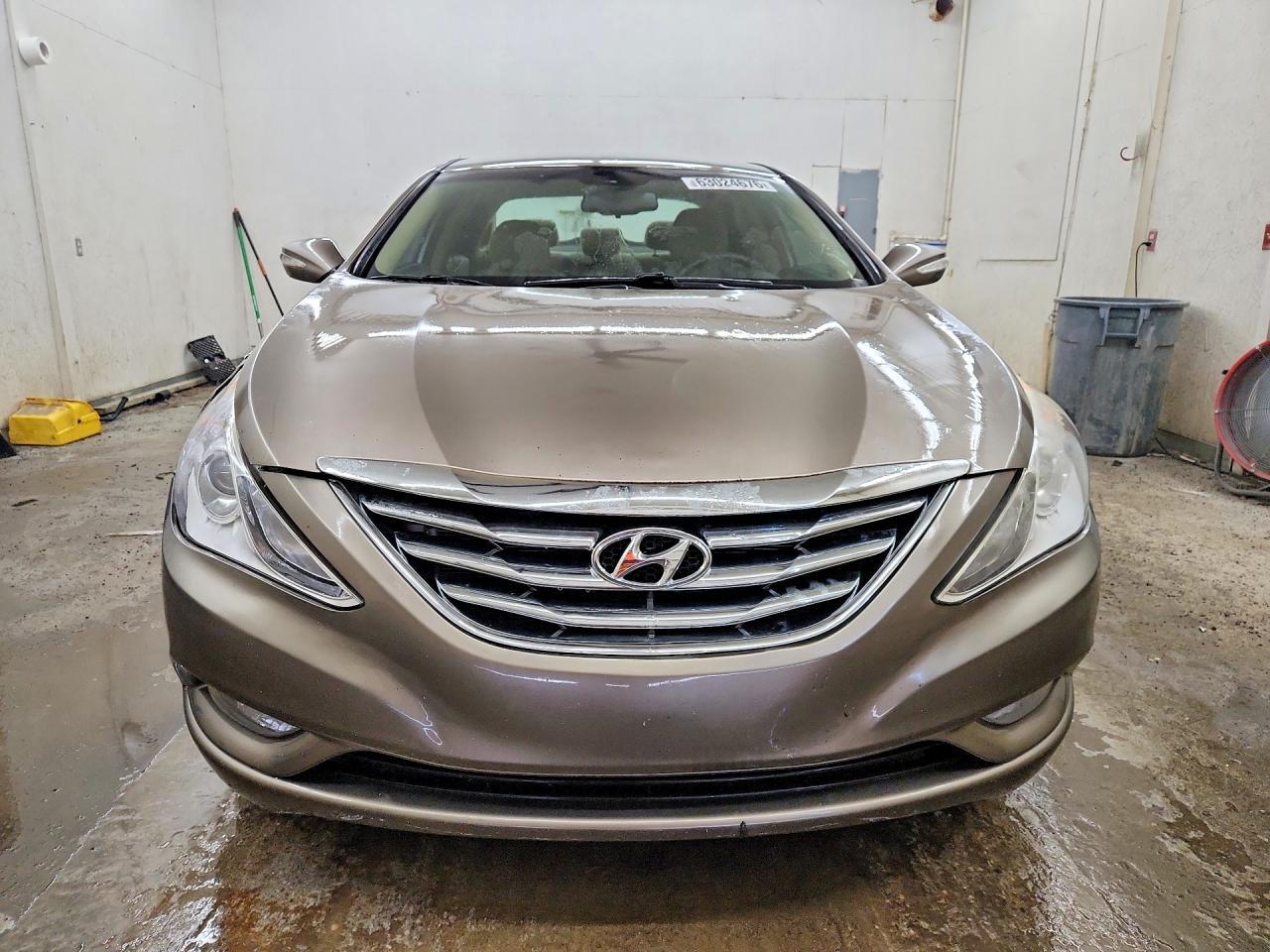 2014 Hyundai Sonata Gls - Image 5
