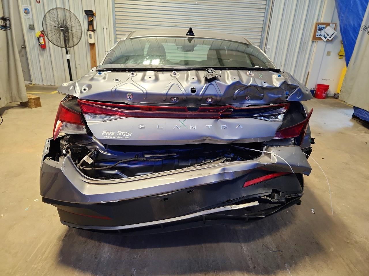 2025 Hyundai Elantra Sel Sport - Фото 6