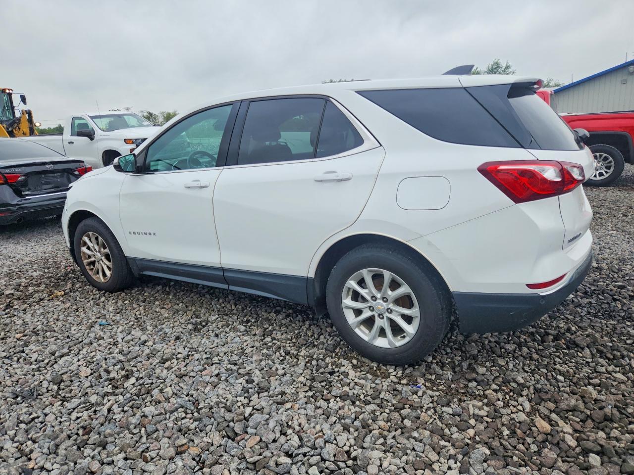2018 Chevrolet Equinox Lt - Фото 2