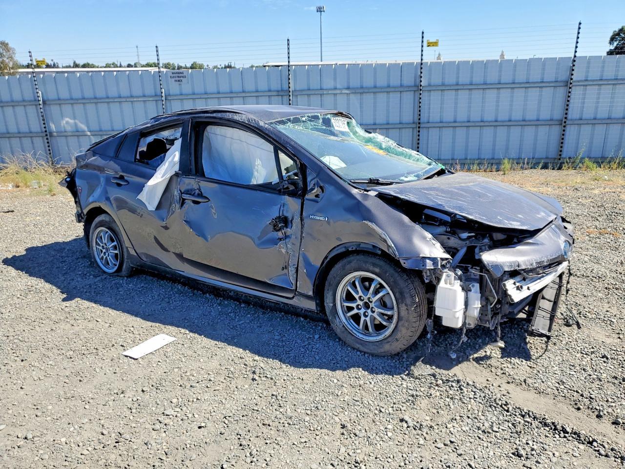 2017 Toyo Prius - Фото 4