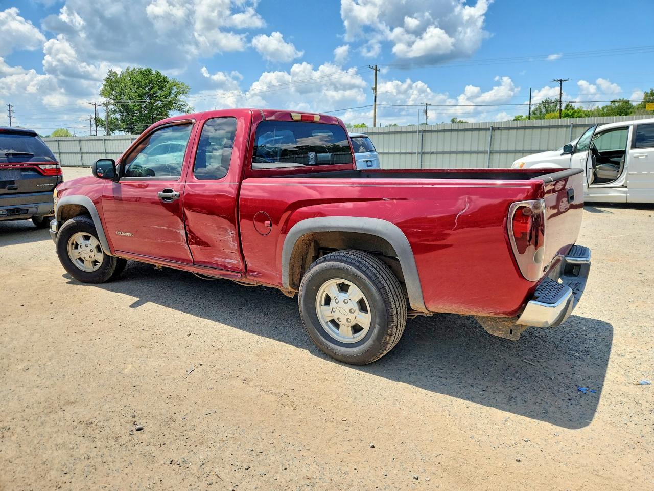 2005 Chevrolet Colorado - Image 2