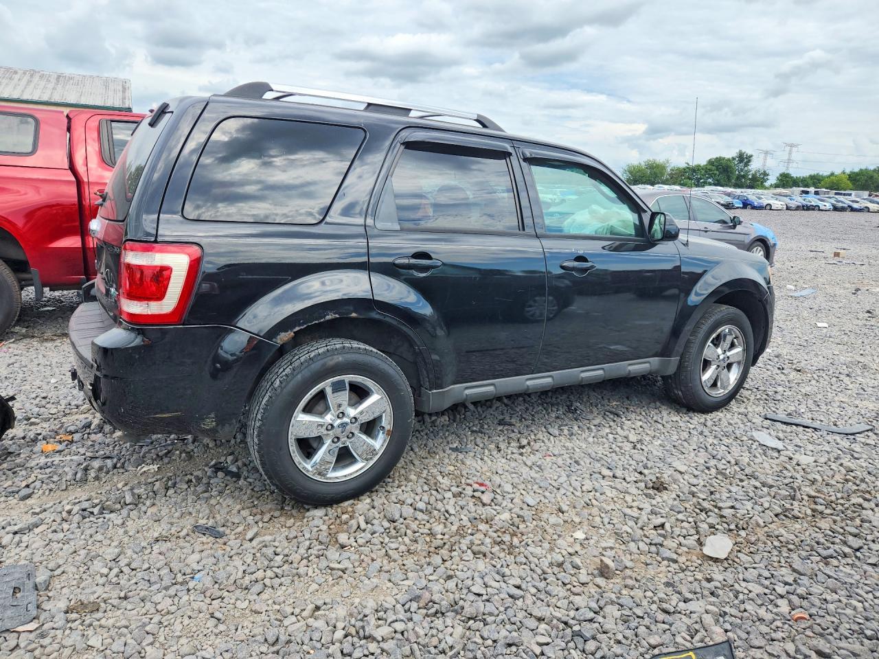 2012 Ford Escape Limited - Image 3