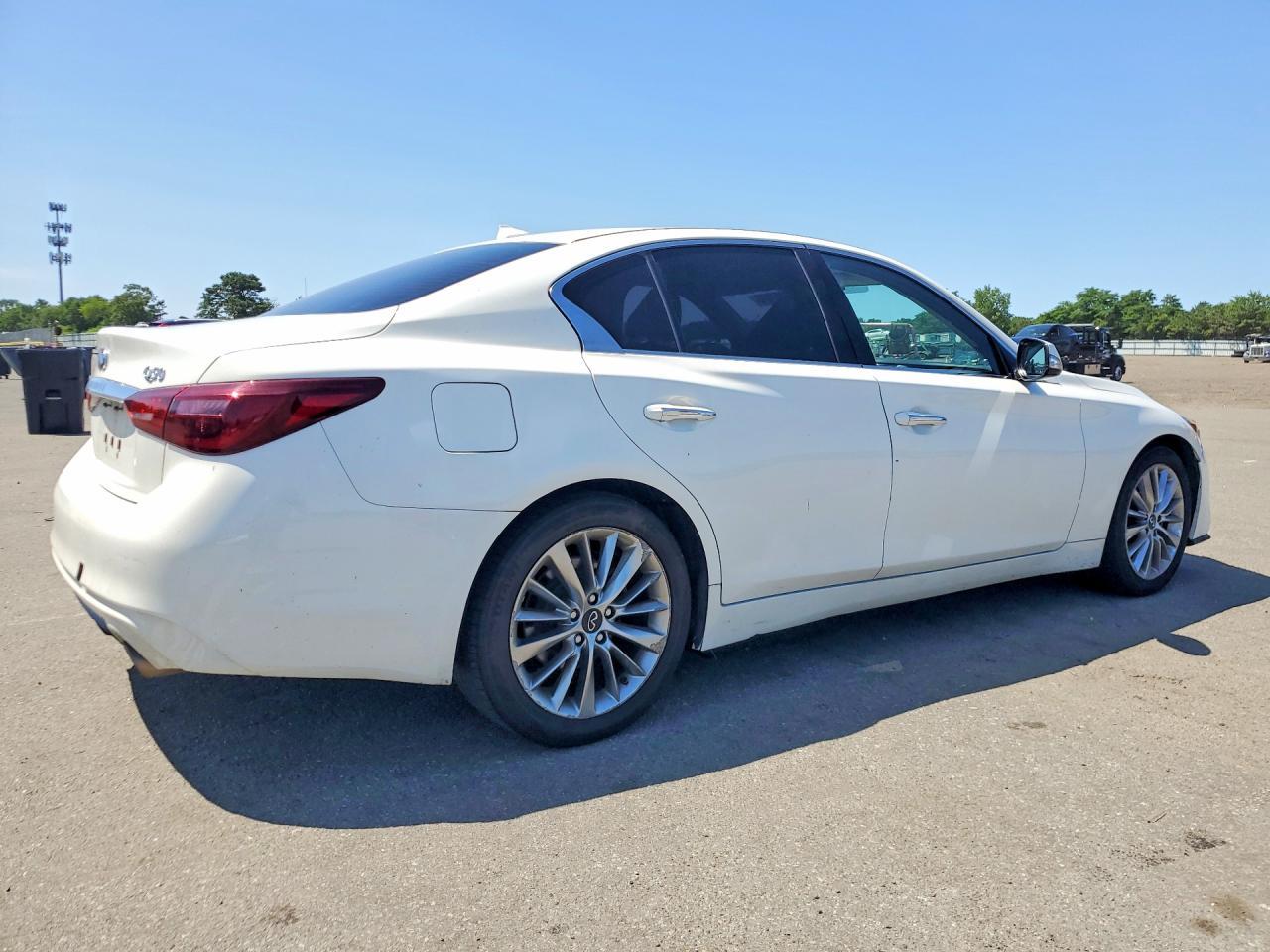 2020 Infiniti Q50 3.0T Luxe - Фото 3