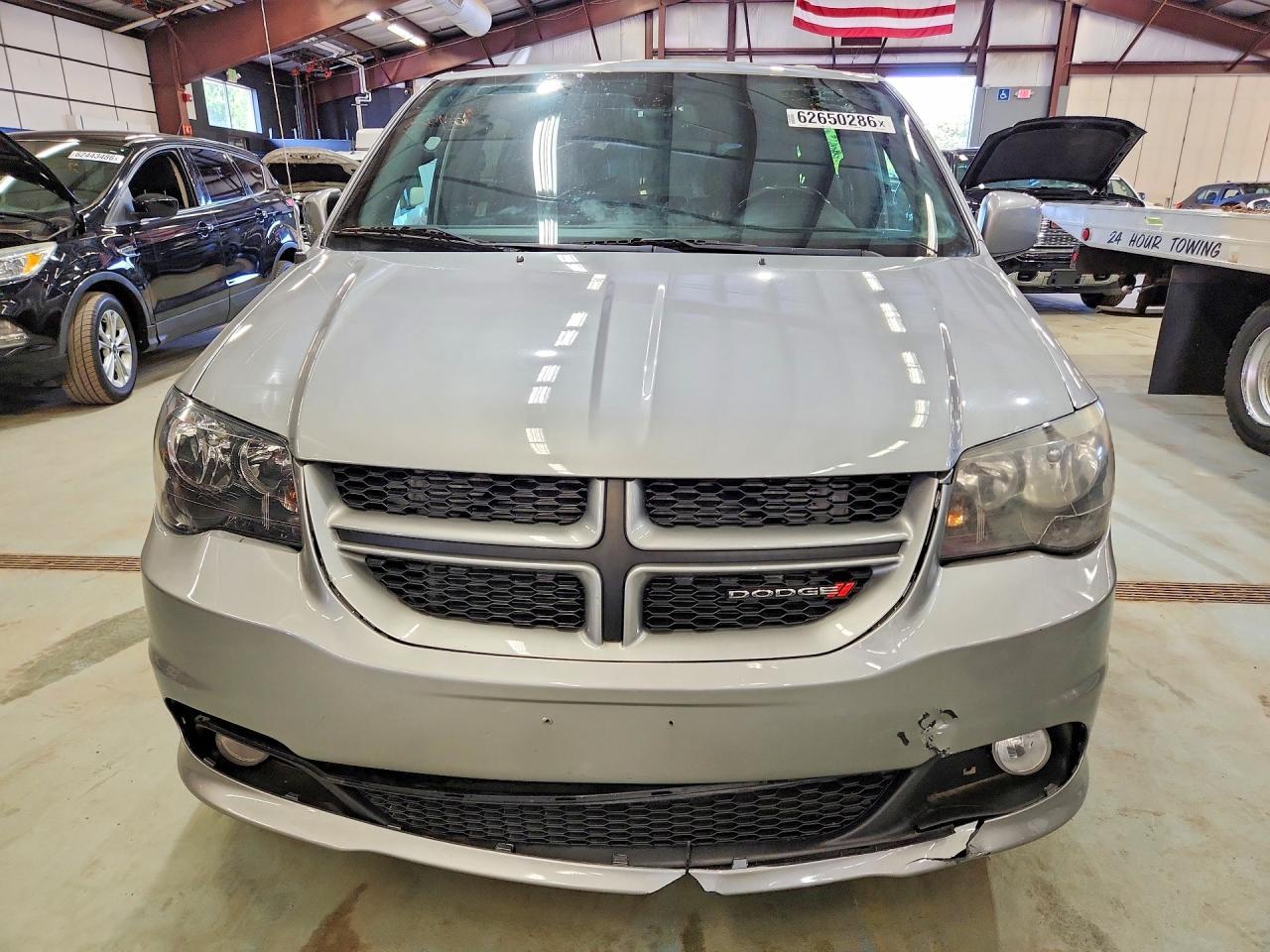 2019 Dodge Grand Caravan Gt - Image 5