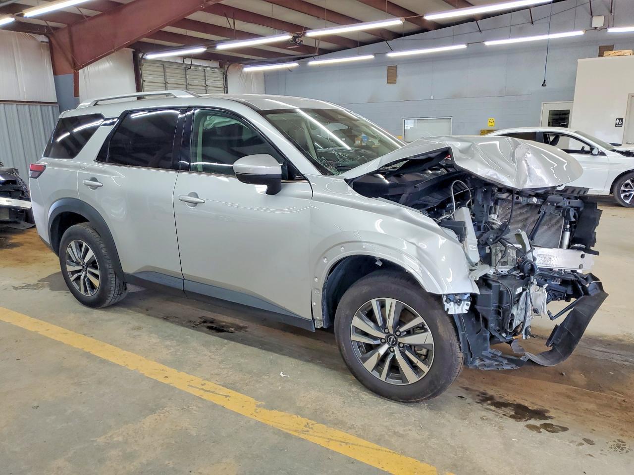 2025 Nissan Pathfinder Sl - Фото 4