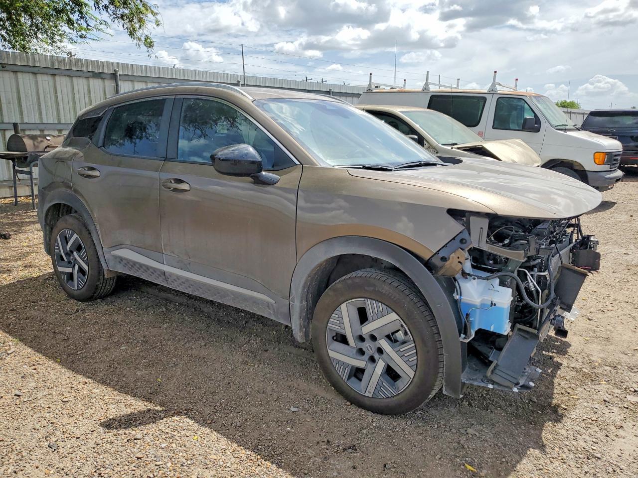 2026 Nissan Kicks Sv - Image 4