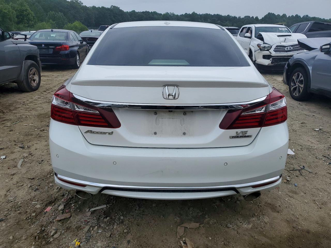 2017 Honda Accord Touring - Фото 6
