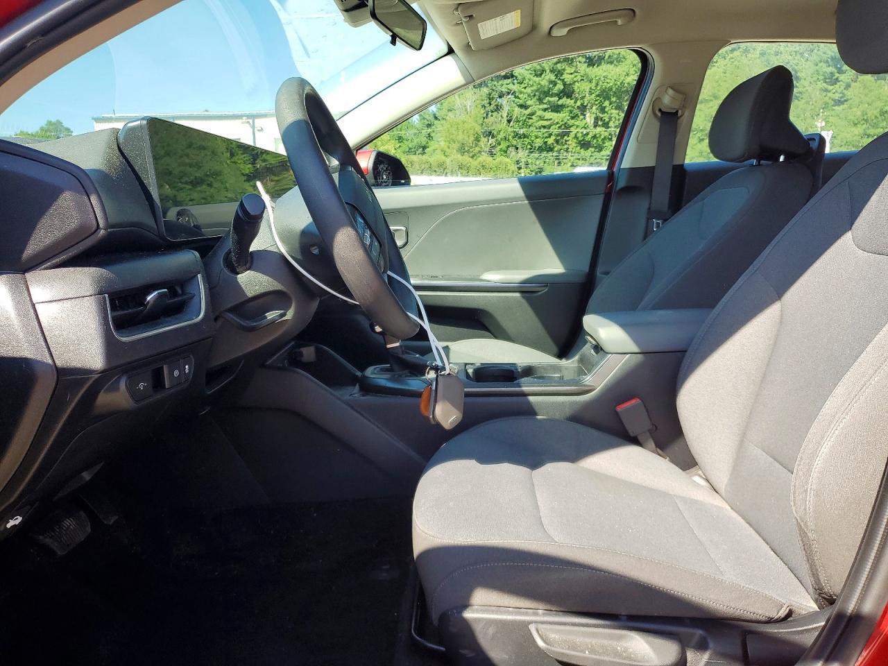 2025 Kia K4 Lxs - Image 7