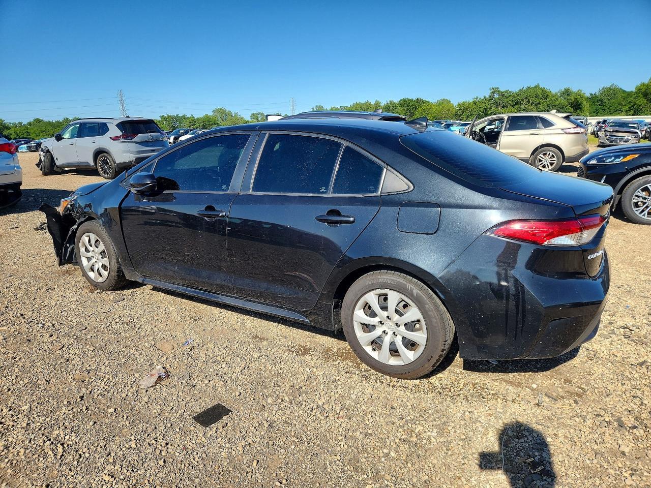 2021 Toyota Corolla Le - Фото 2