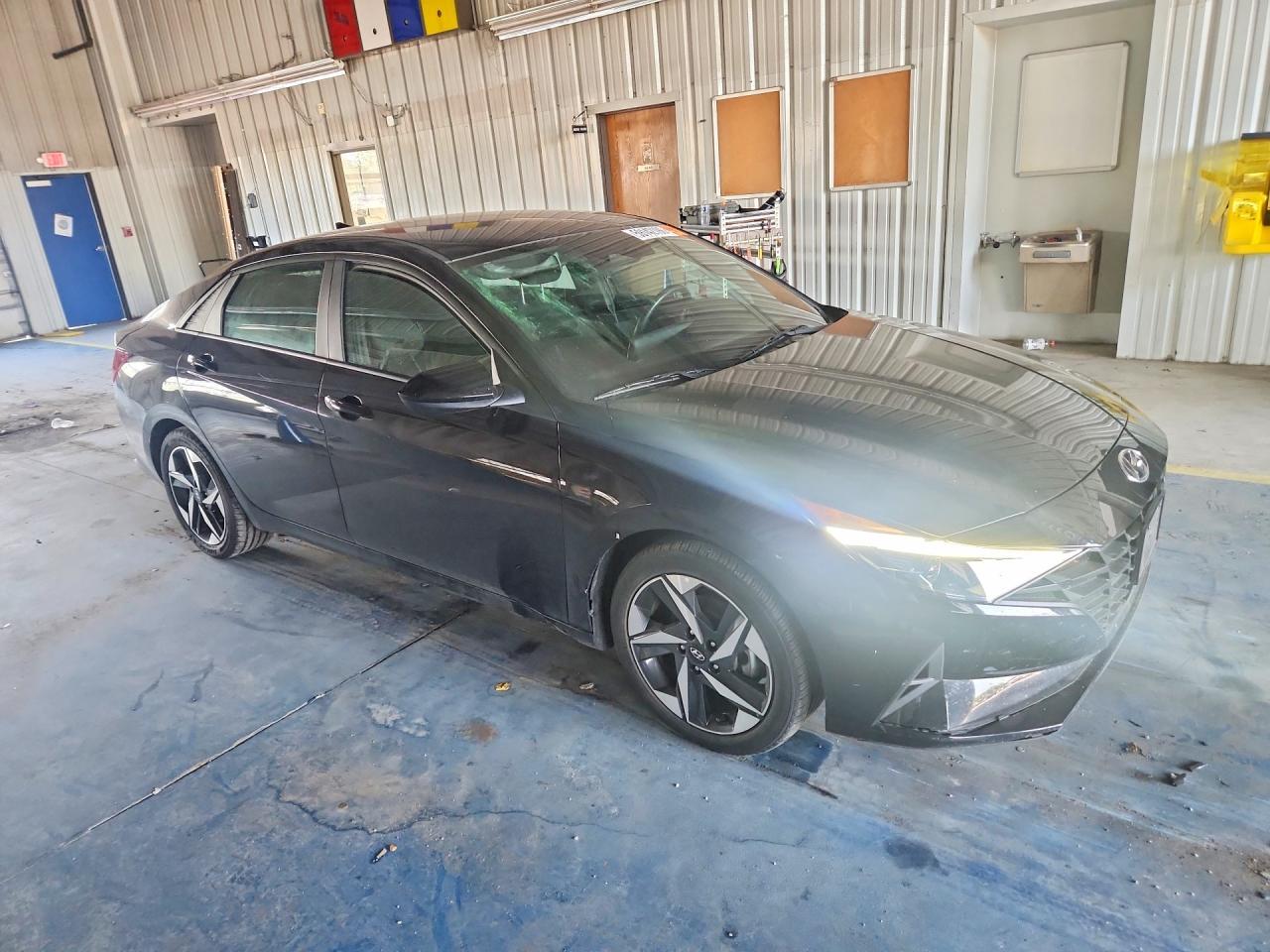 2023 Hyundai Elantra Sel - Фото 4