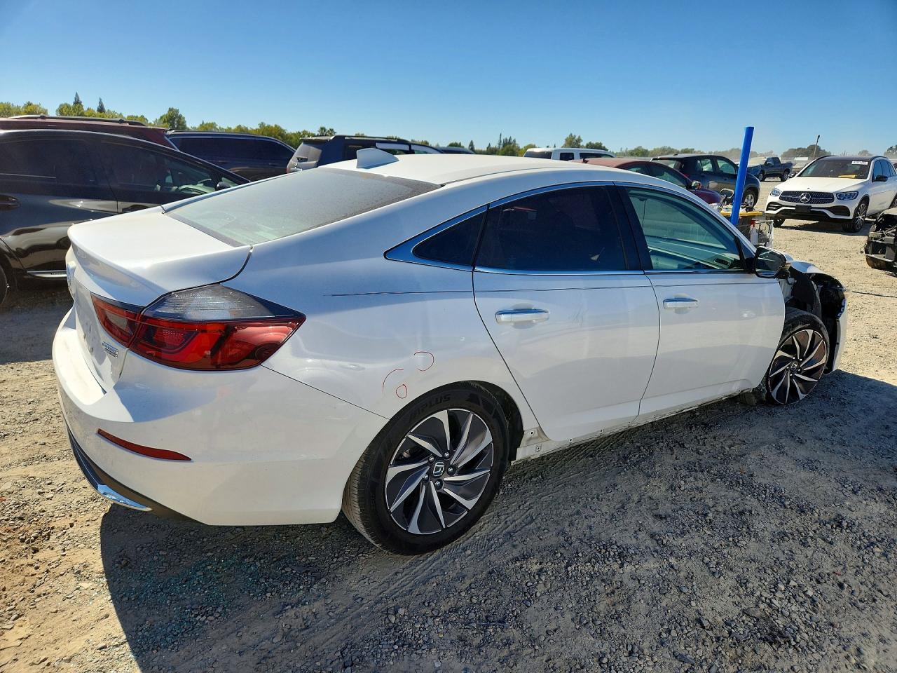 2019 Honda Insight Touring - Image 3