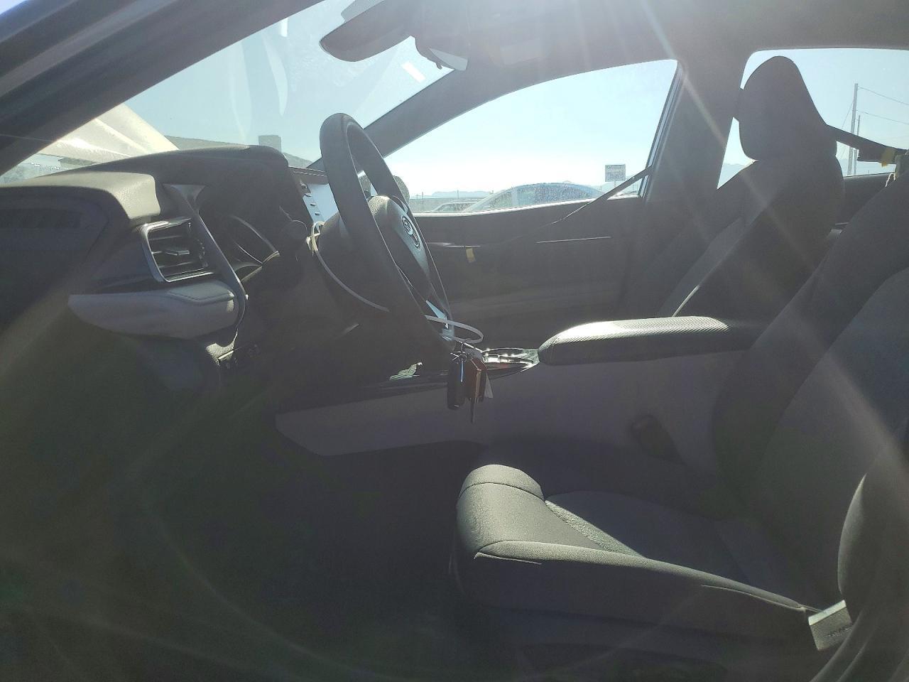 2024 Toyota Camry Le - Фото 7