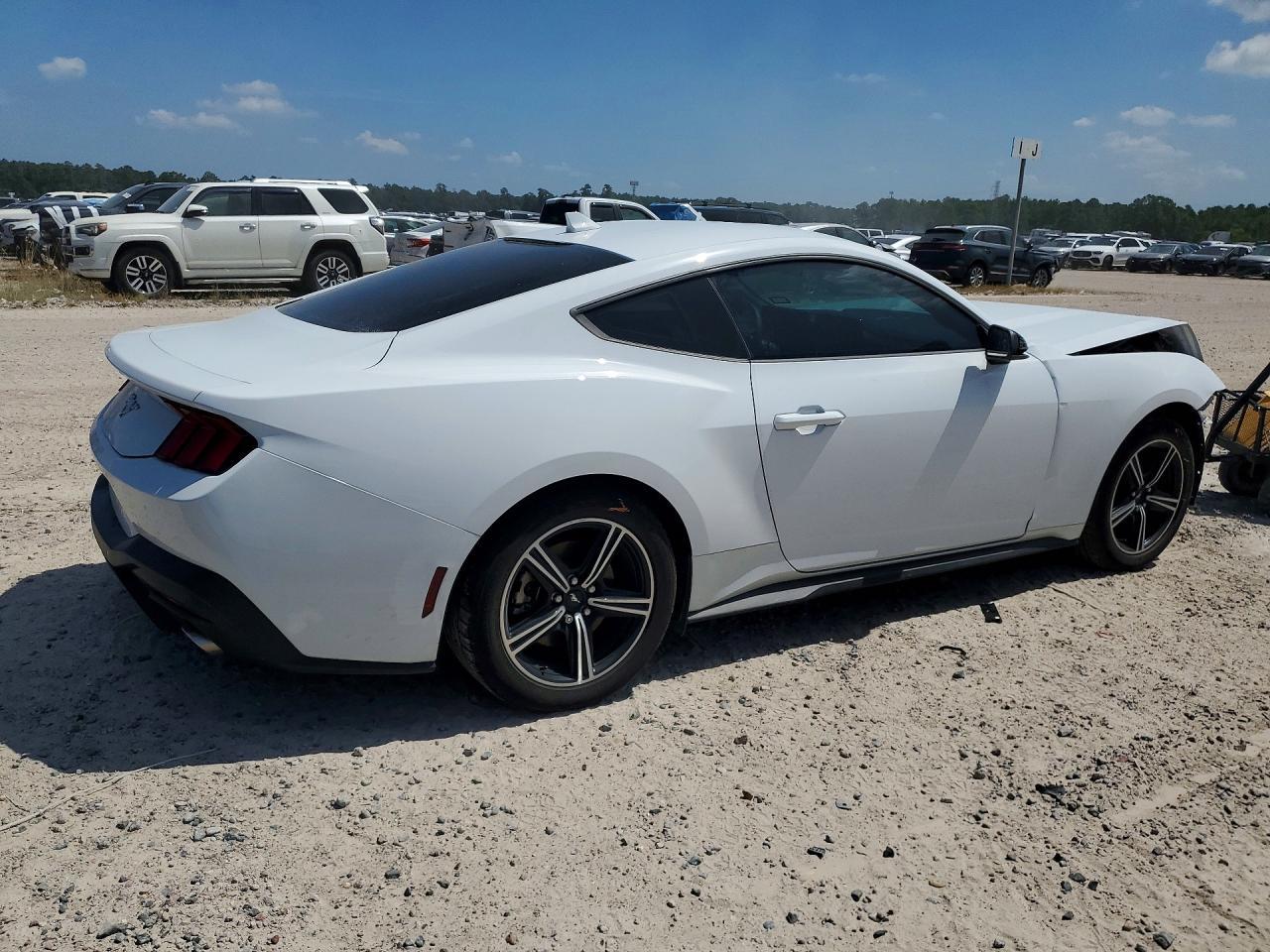 2024 Ford Mustang - Image 3