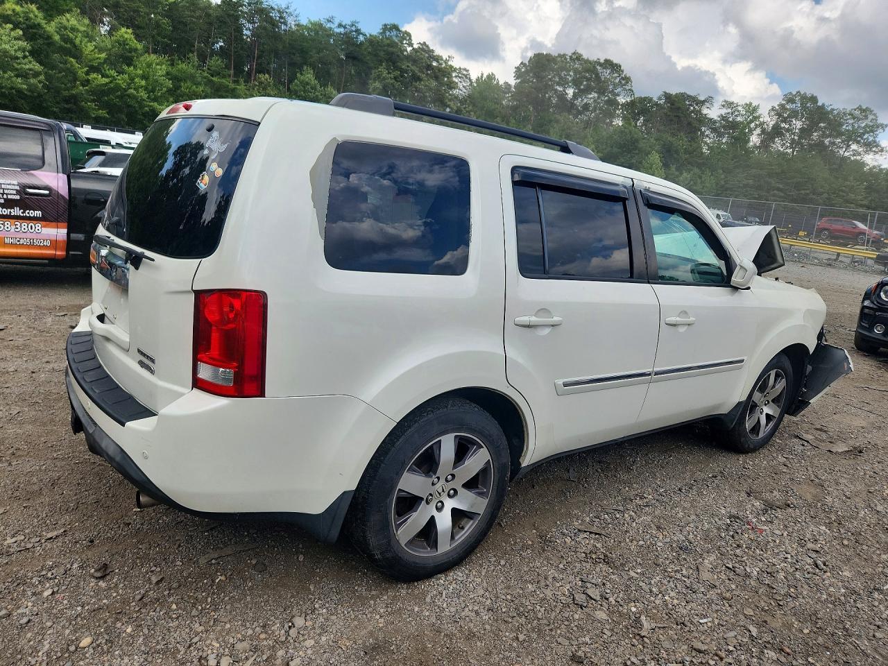 2012 Honda Pilot Touring - Image 3