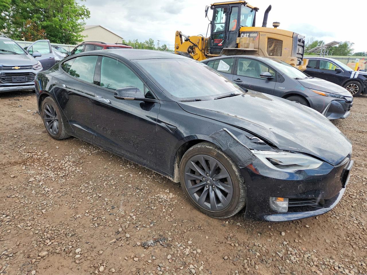 2017 Tesla Model S - Фото 4
