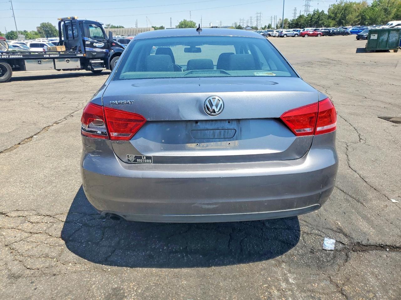 2013 Volkswagen Passat S - Image 6