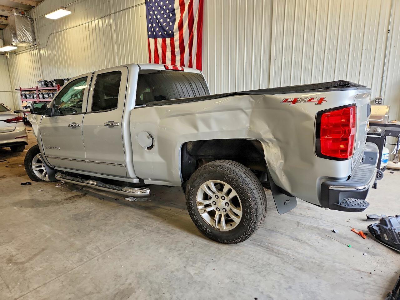 2017 Chevrolet Silverado K1500 Lt - Фото 2