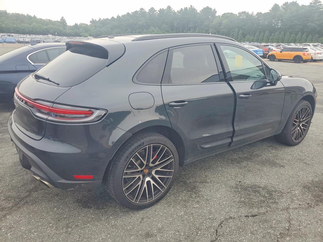 2024 Porsche Macan S - Фото 3